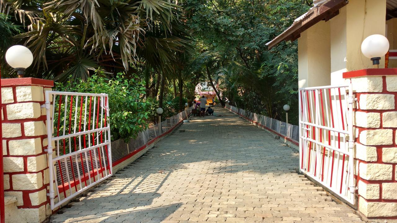 Domonica Holiday Homes Thane Exterior foto
