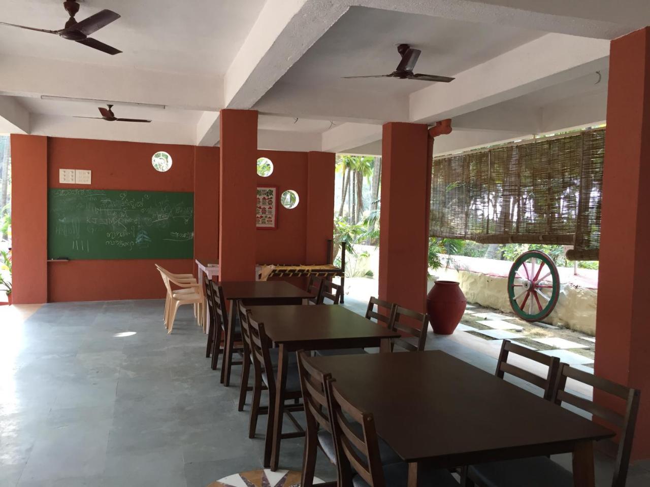 Domonica Holiday Homes Thane Exterior foto